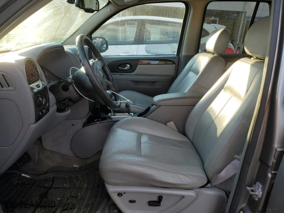 2006 GMC Envoy SLE with VIN 1GKDT13S262305769, listed as a Copart auction lot 89383355 with 109,993 mi miles and Salvage Title. Bid and sale history available at carsss.com. Image 7.