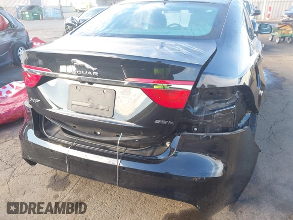 2018 Jaguar XF with VIN SAJBE4EV4JCY56439, listed as a IAAI auction lot 41390873 with 59,599 mi miles and . Bid and sale history available at DreamBid. Image 6.