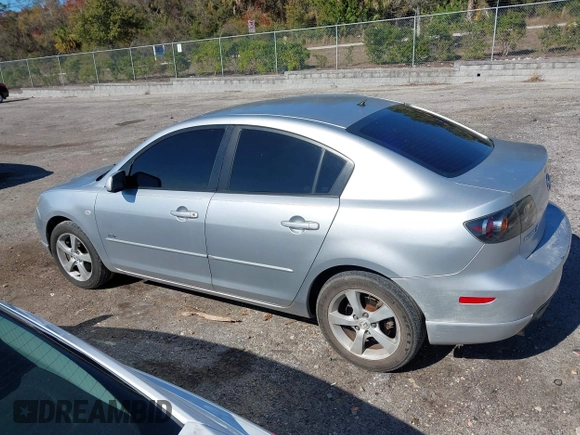 2006 Mazda 3 S Grand Touring with VIN JM1BK323761515608, listed as a IAAI auction lot 41382341 with 313,493 mi miles and . Bid and sale history available at carsss.com. Image 14.