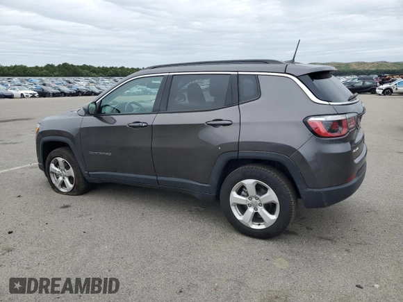 2019 Jeep Compass Latitude z VIN 3C4NJDBB8KT850859, wystawiony jako Copart lot #62680455 z przebiegiem 34 626 mil mil oraz Szkoda całkowita • Salvage title. Historia ofert i sprzedaży dostępna na DreamBid. Obrazek 2.