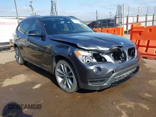 2013 BMW X1 xDrive28i with VIN WBAVL1C54DVR83104, listed as a IAAI auction lot 41918888 with 112,215 mi miles. Bid and sale history available at carsss.com. Image 1.