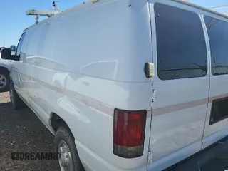 2008 Ford Econoline Cargo Commercial z VIN 1FTNE24L98DA83102, wystawiony jako IAAI lot #42455905 z przebiegiem 185 727 mil mil oraz . Historia ofert i sprzedaży dostępna na DreamBid. Obrazek 9.