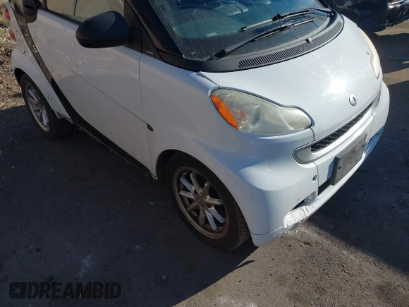 2009 Smart fortwo Passion with VIN WMEEK31X79K270472, listed as a IAAI auction lot 41365417 with 112,367 mi miles. Bid and sale history available at carsss.com. Image 6.