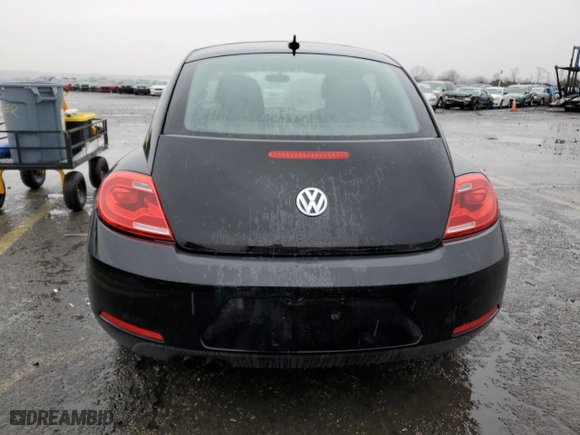 2012 Volkswagen Beetle 2.5L w/Sun/Sound/Nav PZEV with VIN 3VWJP7AT3CM642390, listed as a Copart auction lot 83999924 with 103,884 mi miles and Salvage Title. Bid and sale history available at carsss.com. Image 6.