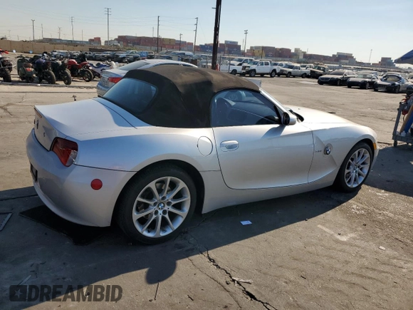 2006 BMW Z4 3.0i with VIN 4USBU33566LW58266, listed as a Copart auction lot 88115635 with 90,409 mi miles and Salvage Title. Bid and sale history available at carsss.com. Image 3.