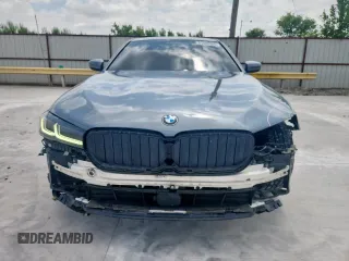 2022 BMW 5 Series 530i with VIN WBA53BH00NWX59634, listed as a Copart auction lot 61598505 with 69,130 mi miles and Salvage title. Bid and sale history available at DreamBid. Image 5.