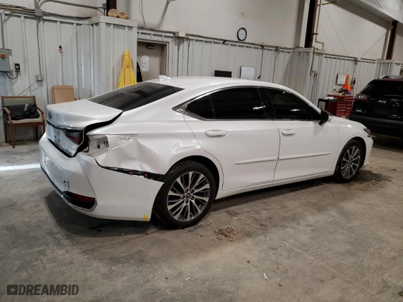2021 Lexus ES with VIN 58AD11D11MU005671, listed as a Copart auction lot 51331365 with 74,097 mi miles and Salvage Title. Bid and sale history available at carsss.com. Image 3.