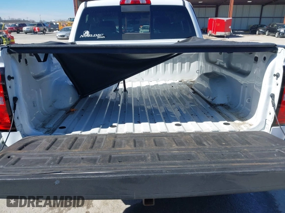 2018 Chevrolet Silverado 1500 LT with VIN 3GCUKREC3JG634354, listed as a IAAI auction lot 41734436 with 135,846 mi miles. Bid and sale history available at carsss.com. Image 18.