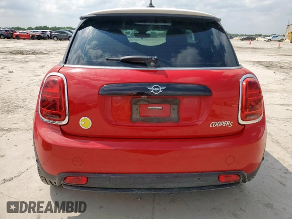 2023 MINI Hardtop Cooper SE z VIN WMW13DJ04P2T31287, wystawiony jako Copart lot #59362305 z przebiegiem 25 221 mil mil oraz Szkoda całkowita • Salvage title. Historia ofert i sprzedaży dostępna na DreamBid. Obrazek 6.