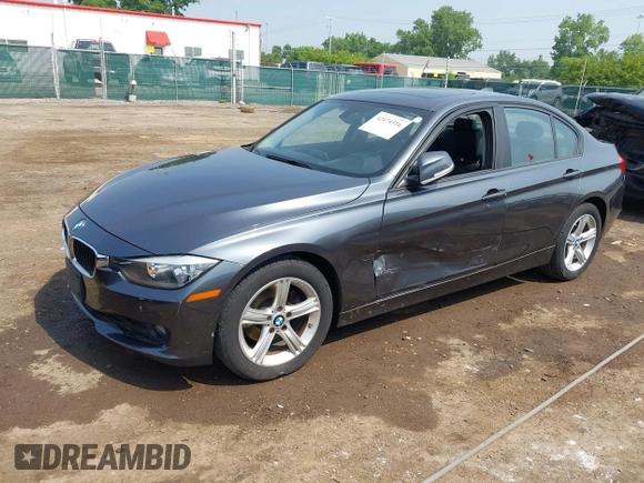 2014 BMW 3 Series 320i xDrive с VIN WBA3C3G53ENS70998, выставлен на аукционе IAAI как лот 42474316 с пробегом 91 411 миль миль и . История ставок и продаж доступна на DreamBid. Изображение 17.