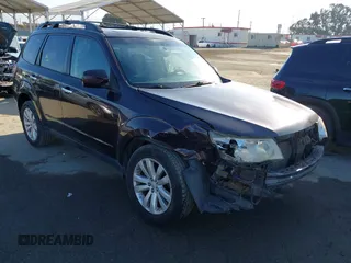 2013 Subaru Forester X Premium with VIN JF2SHADC9DH404600, listed as a IAAI auction lot 42300809 with 189,465 mi miles and . Bid and sale history available at DreamBid. Image 1.