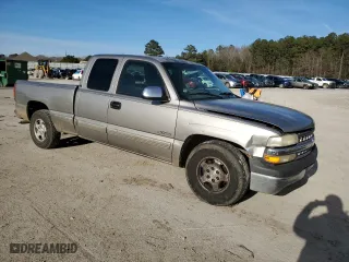 2000 Chevrolet Silverado 1500 LS with VIN 2GCEC19T3Y1249022, listed as a Copart auction lot 46484515 with 0 mi miles and Salvage Title. Bid and sale history available at carsss.com. Image 4.