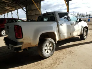 2020 Chevrolet Colorado 2WD Work Truck with VIN 1GCGSBEN8L1244664, listed as a Copart auction lot 48794585 with 153,936 mi miles and Salvage title. Bid and sale history available at DreamBid. Image 3.