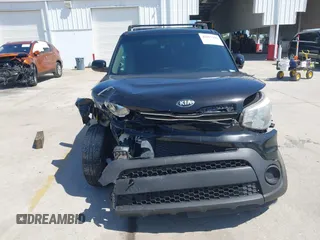 2018 Kia Soul with VIN KNDJN2A20J7588072, listed as a IAAI auction lot 42017446 with 89,085 mi miles. Bid and sale history available at carsss.com. Image 12.
