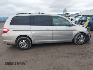 2005 Honda Odyssey EX-L with VIN 5FNRL38675B505695, listed as a IAAI auction lot 40931430 with 337,403 mi miles. Bid and sale history available at carsss.com. Image 14.
