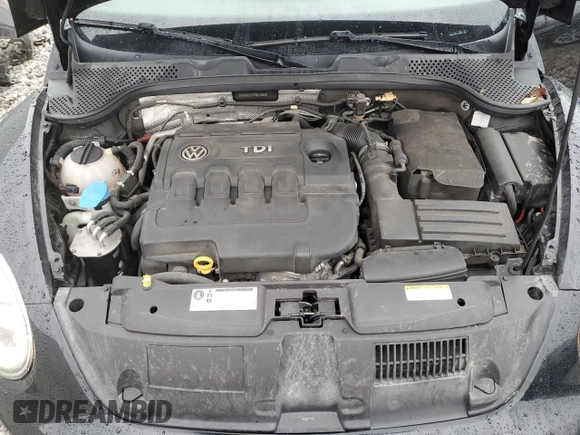 2015 Volkswagen Beetle with VIN 3VW5A7AT5FM812966, listed as a Copart auction lot 80741484 with 51,089 mi miles and Salvage Title. Bid and sale history available at DreamBid. Image 11.