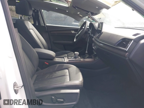 2021 Audi Q5 Premium Plus with VIN WA1BAAFY5M2010794, listed as a IAAI auction lot 41697512 with 51,732 mi miles and . Bid and sale history available at DreamBid. Image 5.