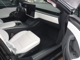 2022 Tesla Model S Plaid with VIN 5YJSA1E60NF460244, listed as a IAAI auction lot 41996403 with Not provided miles and . Bid and sale history available at DreamBid. Image 5.