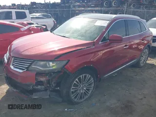 2016 Lincoln MKX Reserve z VIN 2LMTJ6LP5GBL67782, wystawiony jako IAAI lot #41773598 z przebiegiem 119 601 mil mil oraz . Historia ofert i sprzedaży dostępna na DreamBid. Obrazek 17.