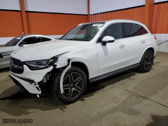 2025 Mercedes-Benz GLC with VIN W1NKM4HB0SF252124, listed as a Copart auction lot 44888245 with 397 mi miles and Salvage Title. Bid and sale history available at carsss.com. Image 1.