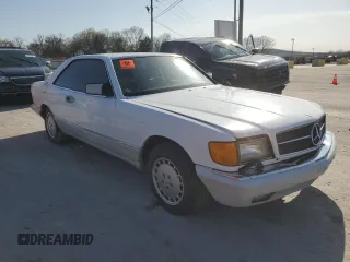 1990 Mercedes-Benz 560 with VIN WDBCA45E6LA553870, listed as a Copart auction lot 51666665 with 228,119 mi miles and Clean Title. Bid and sale history available at DreamBid. Image 4.