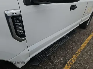 2019 Ford F-250 XL with VIN 1FT7X2B66KEG79267, listed as a IAAI auction lot 42587548 with Not provided miles and . Bid and sale history available at DreamBid. Image 5.