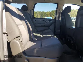 2010 Chevrolet Suburban LS with VIN 1GNUCHE02AR203315, listed as a Copart auction lot 82973604 with 265,282 mi miles and Clean Title. Bid and sale history available at carsss.com. Image 11.