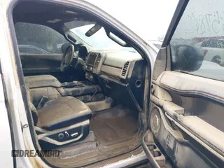 2019 Ford Expedition Limited z VIN 1FMJU2AT1KEA41705, wystawiony jako IAAI lot #42285780 z przebiegiem Nie podano mil oraz . Historia ofert i sprzedaży dostępna na DreamBid. Obrazek 5.