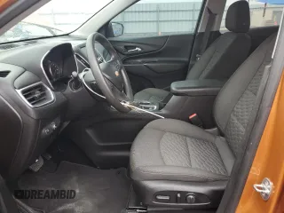 2019 Chevrolet Equinox LT z VIN 2GNAXKEVXK6227200, wystawiony jako Copart lot #56533175 z przebiegiem 108 577 mil mil oraz Nie do naprawy • Non repairable. Historia ofert i sprzedaży dostępna na DreamBid. Obrazek 7.