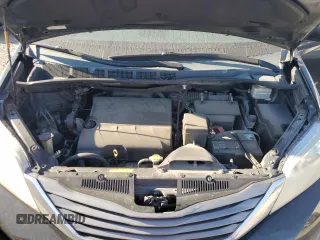 2014 Toyota Sienna Limited z VIN 5TDDK3DC5ES074424, wystawiony jako Copart lot #52831905 z przebiegiem 188 531 mil mil oraz Szkoda całkowita • Salvage title. Historia ofert i sprzedaży dostępna na DreamBid. Obrazek 12.