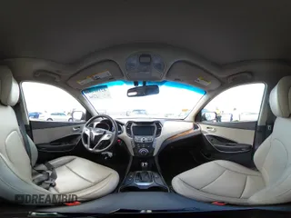 2014 Hyundai Santa Fe z VIN 5XYZUDLB4EG138898, wystawiony jako IAAI lot #42196491 z przebiegiem Nie podano mil oraz . Historia ofert i sprzedaży dostępna na DreamBid. Obrazek 18.