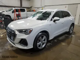 2020 Audi Q3 S line Premium Plus with VIN WA1EECF34L1061550, listed as a Copart auction lot 44076755 with 72,600 mi miles and Clean Title. Bid and sale history available at carsss.com. Image 1.
