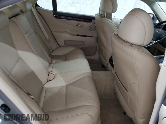 2017 Lexus LS with VIN JTHBL5EF1H5146379, listed as a Copart auction lot 52352925 with 82,320 mi miles and Non Repairable. Bid and sale history available at carsss.com. Image 10.