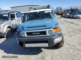 2011 Toyota FJ Cruiser with VIN JTEBU4BF1BK102982, listed as a Copart auction lot 47958985 with 215,418 mi miles and Salvage Title. Bid and sale history available at carsss.com. Image 5.