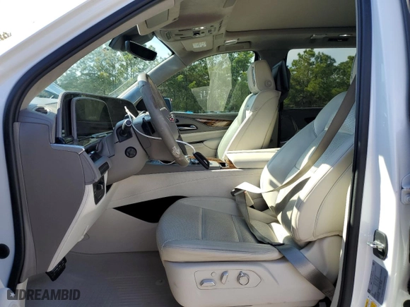 2021 Cadillac Escalade Premium Luxury Platinum with VIN 1GYS4DKL7MR315742, listed as a Copart auction lot 88448255 with 38,768 mi miles and Salvage Title. Bid and sale history available at carsss.com. Image 7.