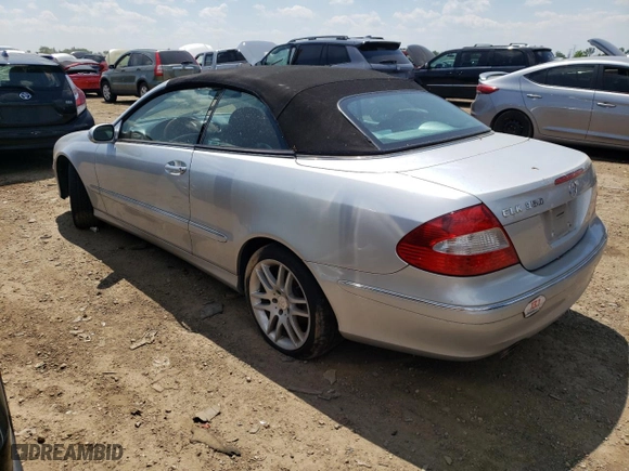 2009 Mercedes-Benz CLK-Class 3.5L with VIN WDBTK56F09F264439, listed as a Copart auction lot 56076064 with 182,287 mi miles and Clean Title. Bid and sale history available at carsss.com. Image 2.