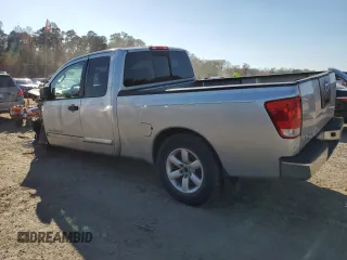 2008 Nissan Titan XE z VIN 1N6BA06A18N308019, wystawiony jako Copart lot #86018254 z przebiegiem Nie podano mil oraz Szkoda całkowita • Salvage title. Historia ofert i sprzedaży dostępna na DreamBid. Obrazek 2.