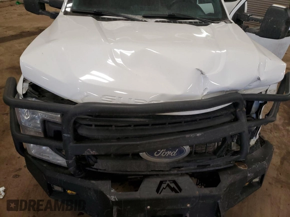 2021 Ford F-350 XL with VIN 1FT8W3BT2MEC11705, listed as a Copart auction lot 44865155 with 313,691 mi miles and Clean Title. Bid and sale history available at DreamBid. Image 13.