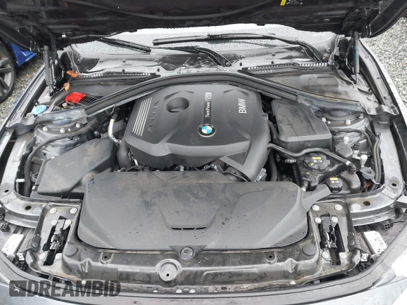 2018 BMW 3 Series 330i xDrive with VIN WBA8D9G56JNU72511, listed as a IAAI auction lot 41237501 with 40,734 mi miles. Bid and sale history available at carsss.com. Image 10.