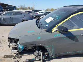 2023 Jeep Compass Limited с VIN 3C4NJDCN4PT505487, выставлен на аукционе IAAI как лот 41816219 с пробегом 10 379 миль миль и . История ставок и продаж доступна на DreamBid. Изображение 6.