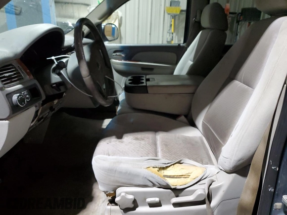 2009 GMC Yukon SLE w/3SA with VIN 1GKFC23C29R136324, listed as a Copart auction lot 51830755 with 312,030 mi miles and Clean Title. Bid and sale history available at carsss.com. Image 7.