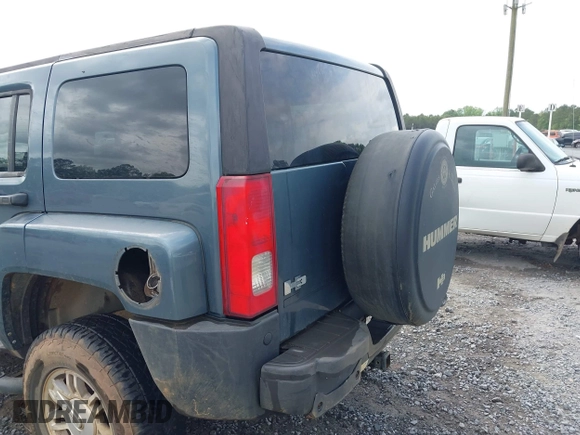 2007 Hummer H3 SUV with VIN 5GTDN13E078152249, listed as a IAAI auction lot 42086431 with 274,948 mi miles. Bid and sale history available at carsss.com. Image 6.