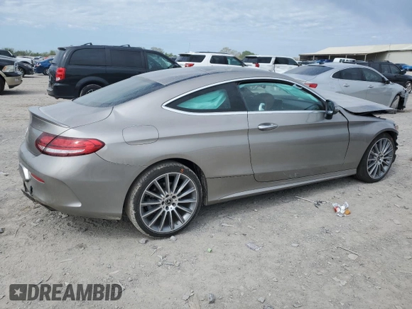 2019 Mercedes-Benz C 300 z VIN WDDWJ8DB3KF800735, wystawiony jako Copart lot #53254775 z przebiegiem 29 646 mil mil oraz Szkoda całkowita • Salvage title. Historia ofert i sprzedaży dostępna na DreamBid. Obrazek 3.