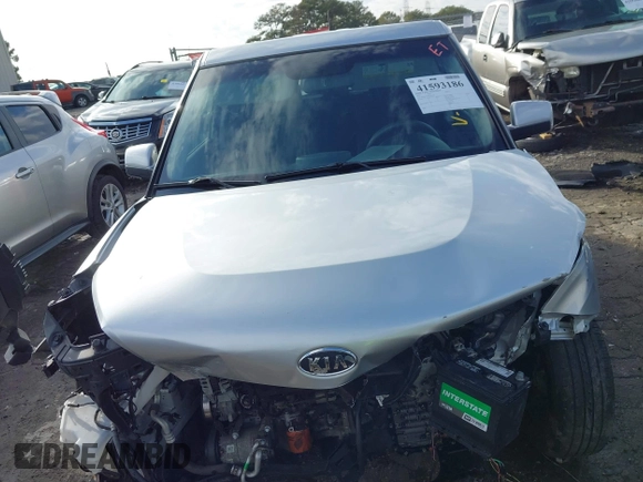 2012 Kia Soul with VIN KNDJT2A59C7391470, listed as a IAAI auction lot 41593186 with 83,299 mi miles. Bid and sale history available at carsss.com. Image 12.