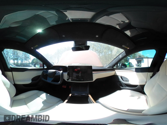 2021 Tesla Model S Long Range z VIN 5YJSA1E51MF436329, wystawiony jako IAAI lot #41918018 z przebiegiem 44 029 mil mil oraz . Historia ofert i sprzedaży dostępna na DreamBid. Obrazek 20.