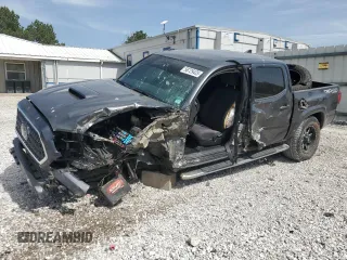 2019 Toyota Tacoma SR z VIN 3TMCZ5AN9KM220425, wystawiony jako Copart lot #56729435 z przebiegiem 77 533 mil mil oraz Szkoda całkowita • Salvage title. Historia ofert i sprzedaży dostępna na DreamBid. Obrazek 1.