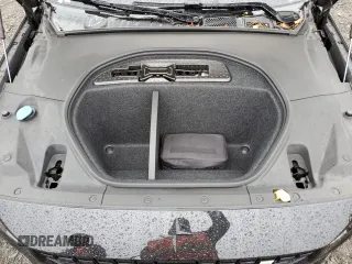 2023 Polestar 2 Performance z VIN YSMET3KA7PL135039, wystawiony jako Copart lot #73101384 z przebiegiem 27 198 mil mil oraz Czysty tytuł • Clean title. Historia ofert i sprzedaży dostępna na DreamBid. Obrazek 12.