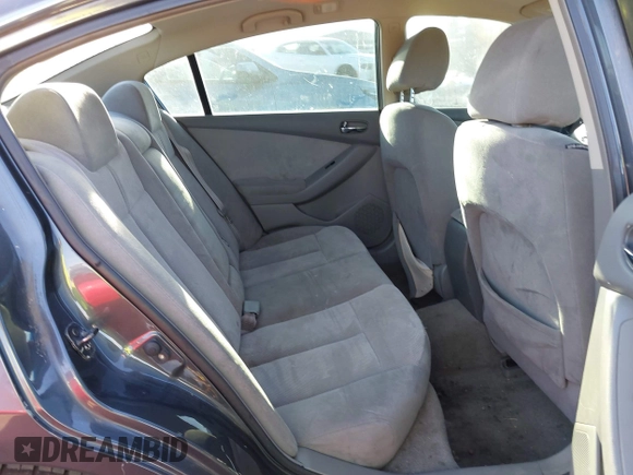 2007 Nissan Altima 2.5 with VIN 1N4AL21E87C213018, listed as a IAAI auction lot 40932058 with 195,817 mi miles. Bid and sale history available at carsss.com. Image 8.