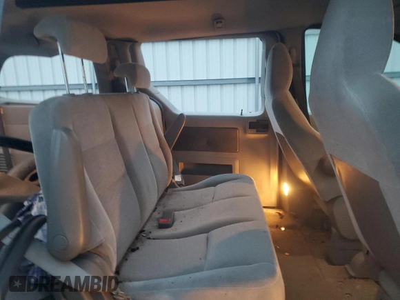 2005 Ford Freestar S z VIN 2FMZA506X5BA51187, wystawiony jako Copart lot #84252984 z przebiegiem 115 747 mil mil oraz Czysty tytuł • Clean title. Historia ofert i sprzedaży dostępna na DreamBid. Obrazek 11.