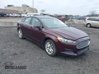 2013 Ford Fusion SE with VIN 3FA6P0H71DR198090, listed as a IAAI auction lot 41948196 with 60,726 mi miles. Bid and sale history available at carsss.com. Image 1.
